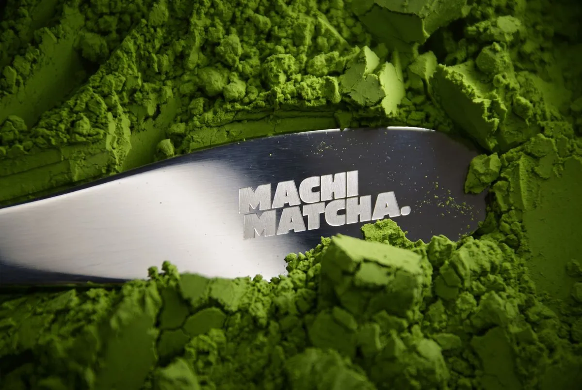 Gravure Machi Matcha sur le manche de la cuillère